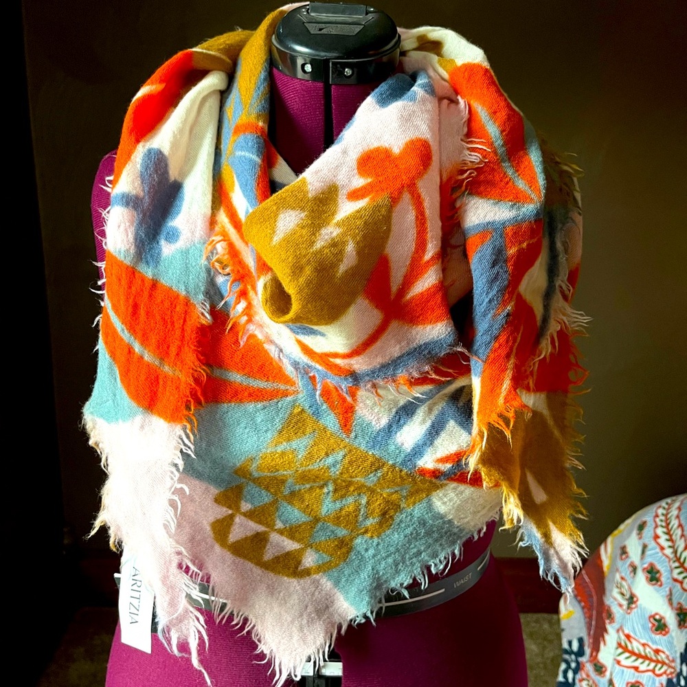 Aritzia NWT Scarf
